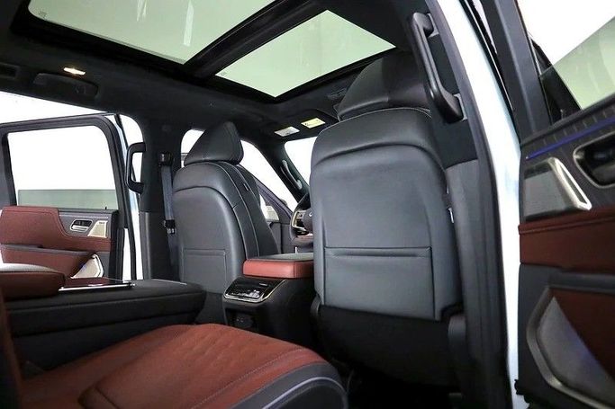 Новый Infiniti QX80 II, 3.5 л, 2025 в Дубае от Al Faris Motors Белый цвет. Other | AUTO.AE