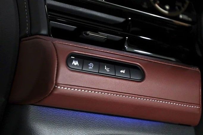 Новый Infiniti QX80 II, 3.5 л, 2025 в Дубае от Al Faris Motors Белый цвет. Other | AUTO.AE