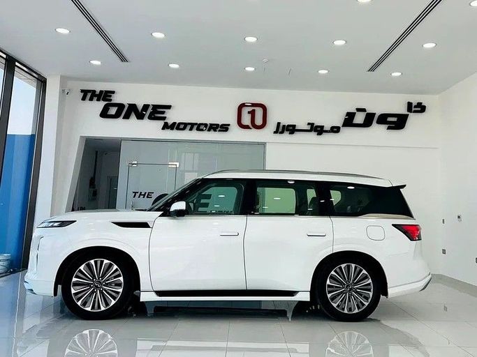 Новый Infiniti QX80 II, 3.5 л, 2025 в Дубае от The One Motors Белый цвет. GCC | AUTO.AE
