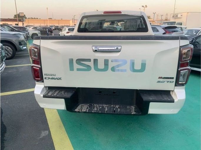 New Isuzu D-Max III, 3.0 l, 2025 in Dubai by Mohamed Hakim Motors, White color. GCC Specs | AUTO.AE