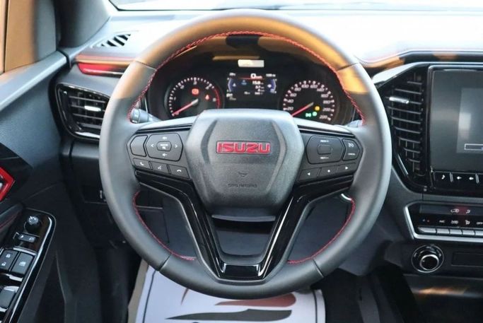 New Isuzu D-Max III, 3.0 l, 2025 in Dubai by Mohamed Hakim Motors, White color. GCC Specs | AUTO.AE