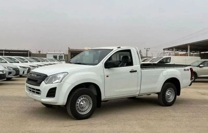 New Isuzu D-Max III, 2.5 l, 2024 in Dubai by Mohamed Hakim Motors, White color. GCC Specs | AUTO.AE