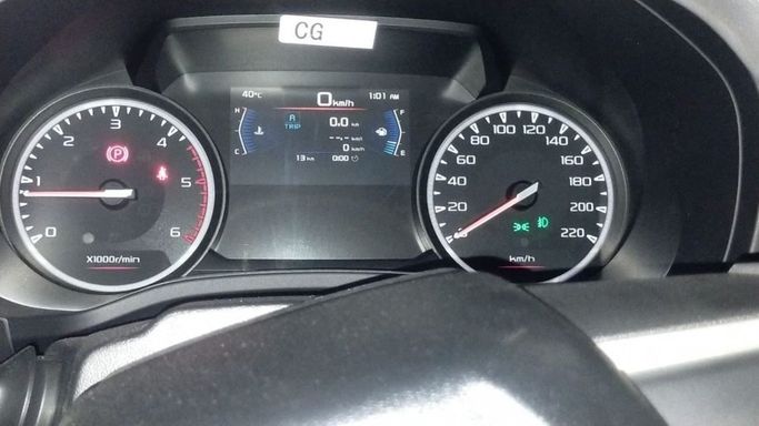 Новый Isuzu D-Max III, 2.5 л, 2025 в Дубае от Mohamed Hakim Motors Серебристый цвет. GCC | AUTO.AE