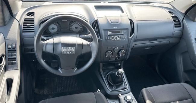 Новый Isuzu D-Max III, 2.5 л, 2025 в Дубае от Falcons GT Motors FZCO Белый цвет. Other | AUTO.AE