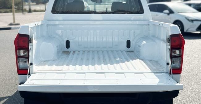 Новый Isuzu D-Max III, 2.5 л, 2025 в Дубае от Falcons GT Motors FZCO Белый цвет. Other | AUTO.AE