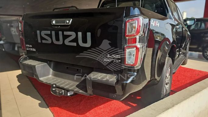 Новый Isuzu D-Max III, 3.0 л, 2025 в Дубае от Falcons GT Motors FZCO Черный цвет. Other | AUTO.AE