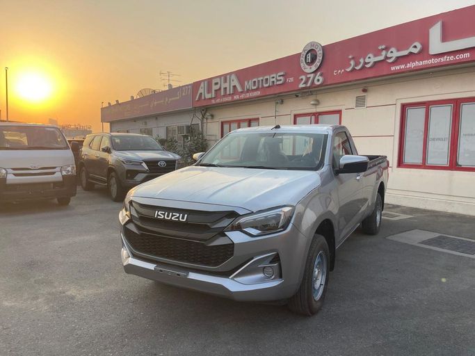 جديدة Isuzu D-Max ثالثاً, 1.9 l, 2026 في في دبي من Alpha Motors، اللون فضي. أخرى | AUTO.AE | إعلان #265118
