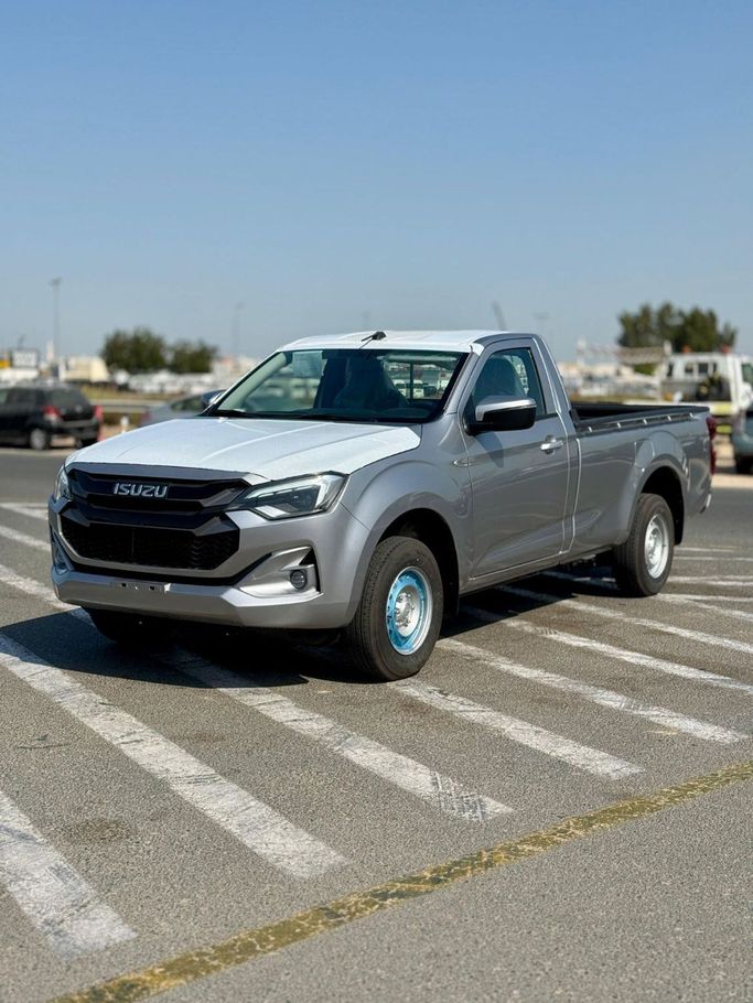 جديدة Isuzu D-Max ثالثاً, 1.9 l, 2026 في في دبي من ADDRESS MOTORS، اللون فضي. مواصفات الخليج | AUTO.AE | إعلان #265864