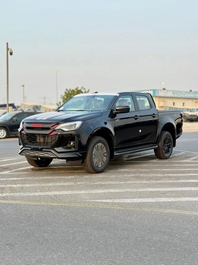 New Isuzu D-Max III (RG01), 3.0 l, 2026 in UAE, Dubai by Signature Motors FZE, Black color. Other | AUTO.AE | Listing #278331