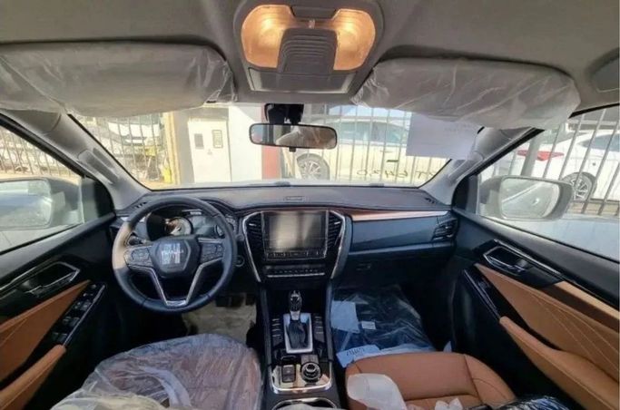 Новый Isuzu MU-X II Рестайлинг, 3.0 л, 2024 в Дубае от Mohamed Hakim Motors Белый цвет. GCC | AUTO.AE