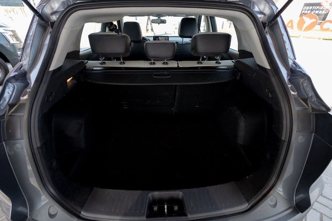 Подержанный JAC JS4, 1.5 л, 2023 в Дубае от Linda Cars Серый цвет. GCC | AUTO.AE