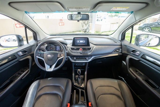 Used JAC S3 I Facelift, 1.5 l, 2023 in Dubai by Linda Cars, Black color. GCC Specs | AUTO.AE