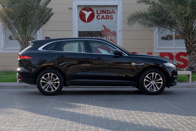Used Jaguar F-Pace I, 3.0 l, 2017 in Dubai by Linda Cars, Black color. GCC Specs | AUTO.AE