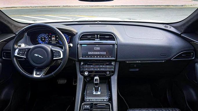 Used Jaguar F-Pace SVR I Facelift, 5.0 l, 2020 in Dubai by MBA Motors, Silver color. European Specs | AUTO.AE