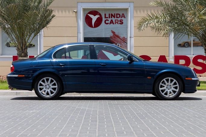 Used Jaguar S-Type I, 4.0 l, 1999 in Dubai by Linda Cars, Blue color. GCC Specs | AUTO.AE