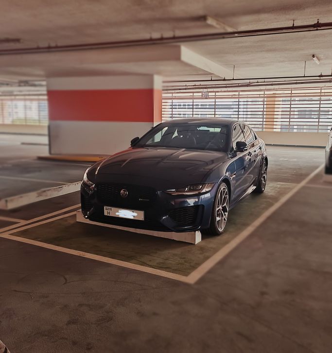 Used Jaguar XE I Facelift, 2.0 l, 2021 in Dubai, Blue color. GCC Specs | AUTO.AE