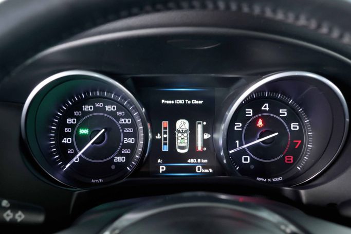 Подержанный Jaguar XE I, 2.0 л, 2016 в Дубае от The Car Superstore Серый цвет. GCC | AUTO.AE