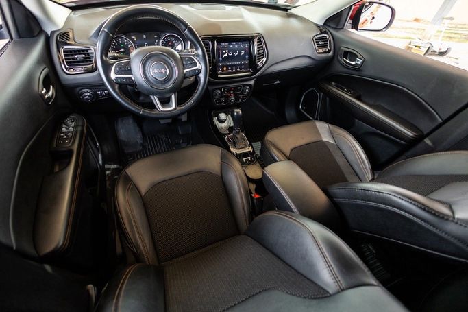 Подержанный Jeep Compass II Рестайлинг, 2.4 л, 2020 в Дубае от Linda Cars Красный цвет. GCC | AUTO.AE