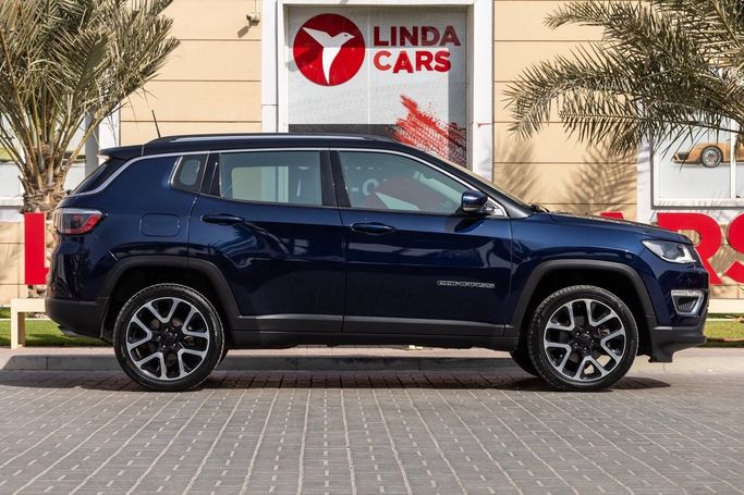 Подержанный Jeep Compass II, 2.4 л, 2018 в Дубае от Linda Cars Серый цвет. GCC | AUTO.AE