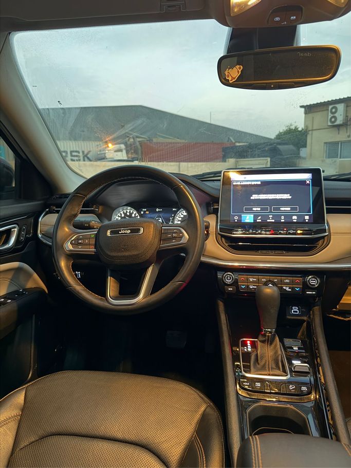 Used Jeep Compass II Facelift, 2.4 l, 2023 in Dubai, White color. Korean Specs | AUTO.AE