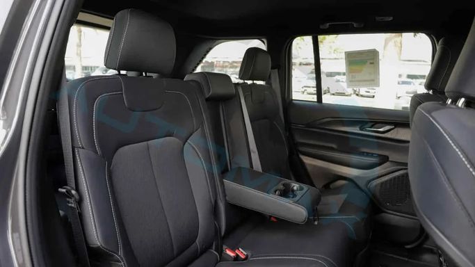 Новый Jeep Grand Cherokee L V (WL), 3.6 л, 2024 в Дубае от Auto Max Group Черный цвет. GCC | AUTO.AE
