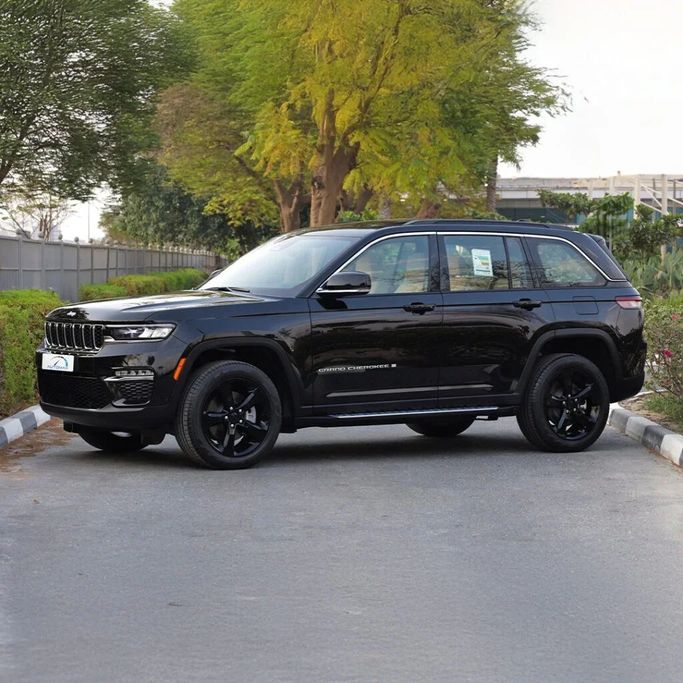 New Jeep Grand Cherokee L V (WL), 3.6 l, 2025 in Dubai by Auto Max Group, Black color. GCC Specs | AUTO.AE