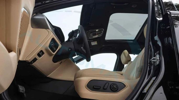 New Jeep Grand Cherokee L V (WL), 3.6 l, 2025 in Dubai by Auto Max Group, Black color. GCC Specs | AUTO.AE