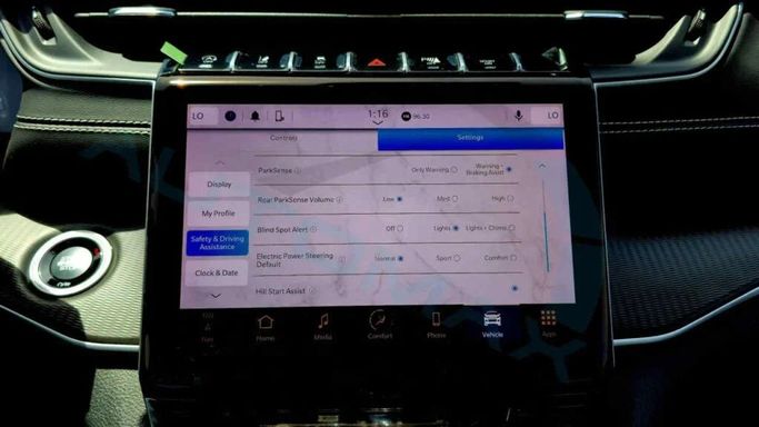 New Jeep Grand Cherokee L V (WL), 3.6 l, 2024 in Dubai by Auto Max Group, Black color. GCC Specs | AUTO.AE