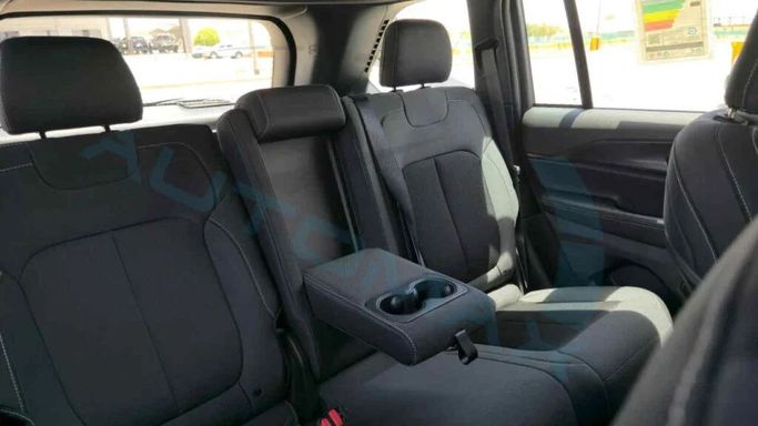 New Jeep Grand Cherokee L V (WL), 3.6 l, 2024 in Dubai by Auto Max Group, Black color. GCC Specs | AUTO.AE