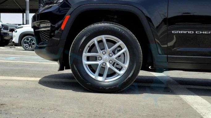 New Jeep Grand Cherokee L V (WL), 3.6 l, 2024 in Dubai by Auto Max Group, Black color. GCC Specs | AUTO.AE