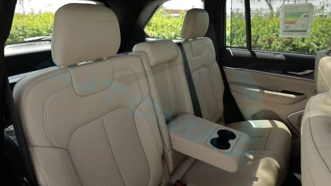 New Jeep Grand Cherokee V (WL), 3.6 l, 2025 in Dubai by Auto Max Group, Red color. GCC Specs | AUTO.AE