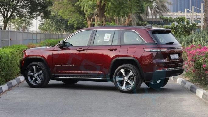 New Jeep Grand Cherokee V (WL), 3.6 l, 2025 in Dubai by Auto Max Group, Red color. GCC Specs | AUTO.AE