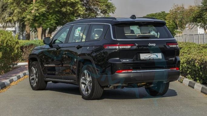 New Jeep Grand Cherokee V (WL), 3.6 l, 2025 in Dubai by Auto Max Group, Black color. GCC Specs | AUTO.AE