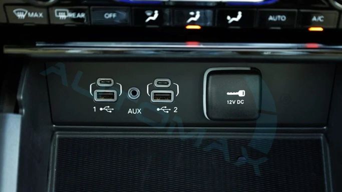 Новый Jeep Grand Cherokee V (WL), 3.6 л, 2025 в Дубае от Auto Max Group Белый цвет. GCC | AUTO.AE