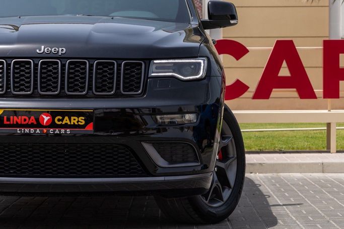 Подержанный Jeep Grand Cherokee IV (WK2) Рестайлинг, 3.6 л, 2020 в Дубае от Linda Cars Черный цвет. GCC | AUTO.AE