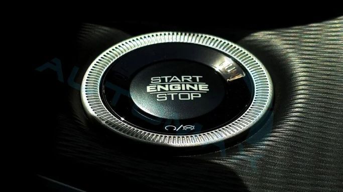 Новый Jeep Grand Cherokee V (WL), 3.6 л, 2024 в Дубае от Auto Max Group Черный цвет. GCC | AUTO.AE