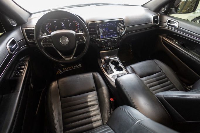 Подержанный Jeep Grand Cherokee IV (WK2) Рестайлинг, 3.6 л, 2019 в Дубае от Linda Cars Синий цвет. GCC | AUTO.AE