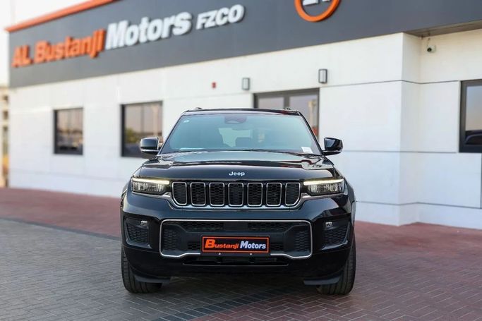New Jeep Grand Cherokee V (WL), 3.6 l, 2023 in Dubai by Albustanji Motors FZCO, Black color.  | AUTO.AE