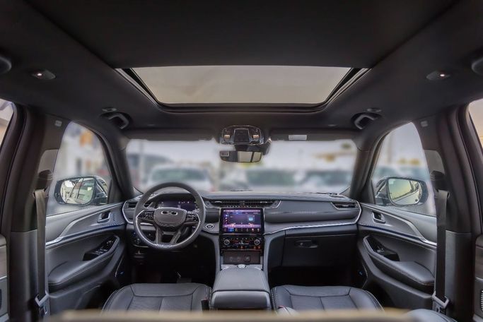 New Jeep Grand Cherokee V (WL), 3.6 l, 2023 in Dubai by Albustanji Motors FZCO, Black color.  | AUTO.AE