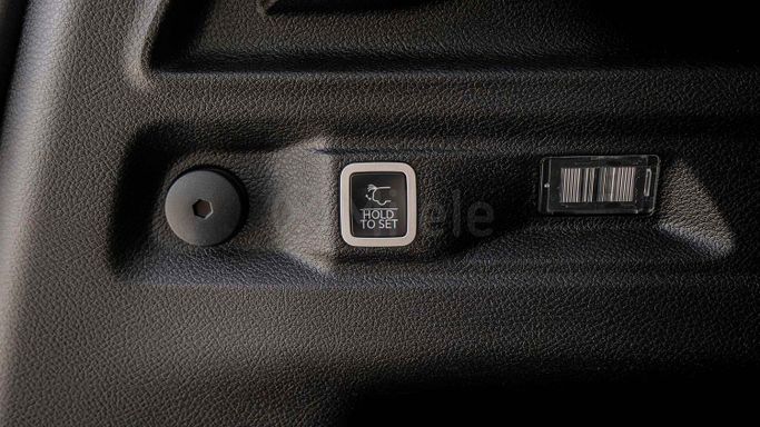 New Jeep Grand Cherokee V (WL), 3.6 l, 2024 in Dubai by Milele, Silver color. Other | AUTO.AE