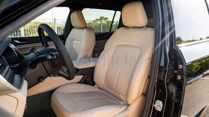 Новый Jeep Grand Cherokee V (WL), 3.6 л, 2023 в Дубае от Milele Черный цвет. Other | AUTO.AE