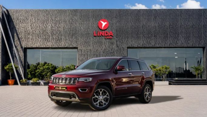 مستعملة Jeep Grand Cherokee عملية فيس ليفت IV (WK2), 3.6 l, 2020 في في دبي من Linda Cars، اللون خمري. مواصفات الخليج | AUTO.AE | إعلان #266104