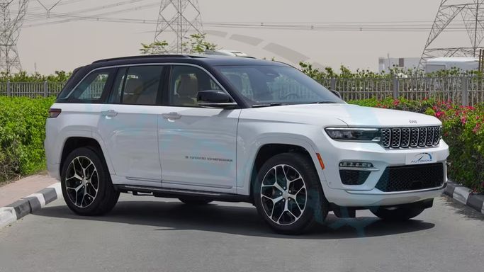 جديدة Jeep Grand Cherokee V (WL), 3.6 l, 2025 في في دبي من Automax®، اللون أبيض.  | AUTO.AE | إعلان #268610