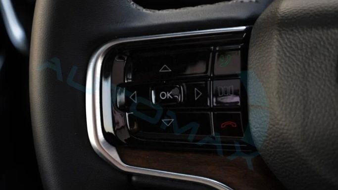 Новый Jeep Wagoneer Grand WS, 3.0 л, 2023 в Дубае от Auto Max Group Белый цвет. GCC | AUTO.AE