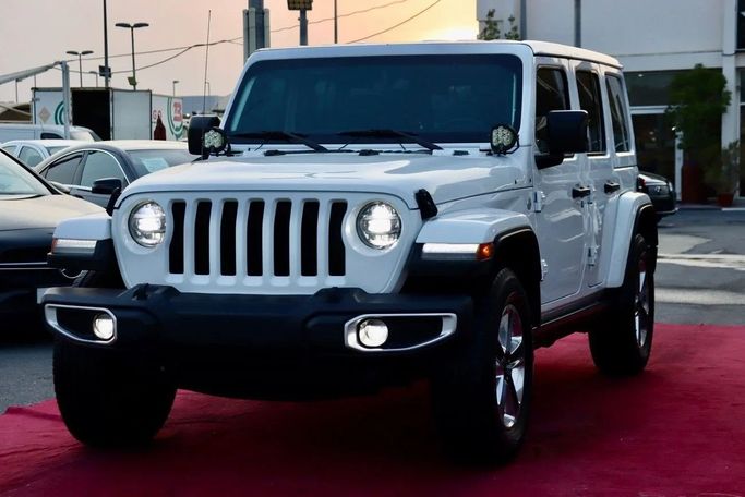 Подержанный Jeep Wrangler IV (JL), 3.6 л, 2019 в Дубае от Dresden Motors Белый цвет. GCC | AUTO.AE