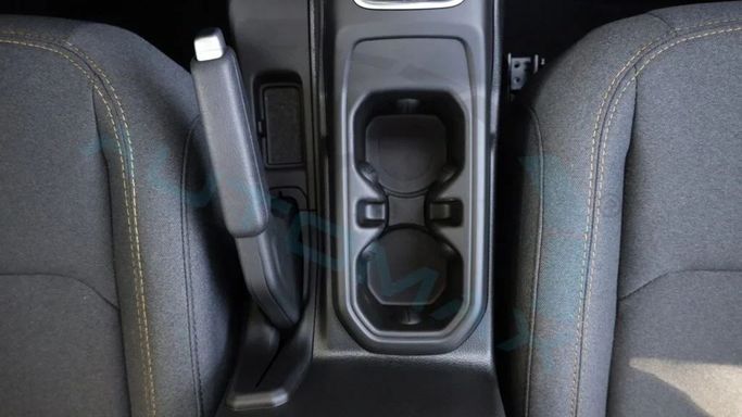 Новый Jeep Wrangler IV (JL) Рестайлинг, 2.0 л, 2025 в Дубае от Auto Max Group Серый цвет. GCC | AUTO.AE