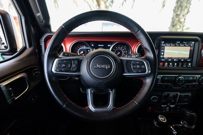 Used Jeep Wrangler IV (JL), 3.6 l, 2021 in Dubai by Linda Cars, Grey color. GCC Specs | AUTO.AE