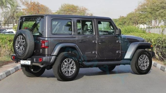 New Jeep Wrangler IV (JL) Facelift, 2.0 l, 2025 in Dubai by Auto Max Group, Black color. GCC Specs | AUTO.AE