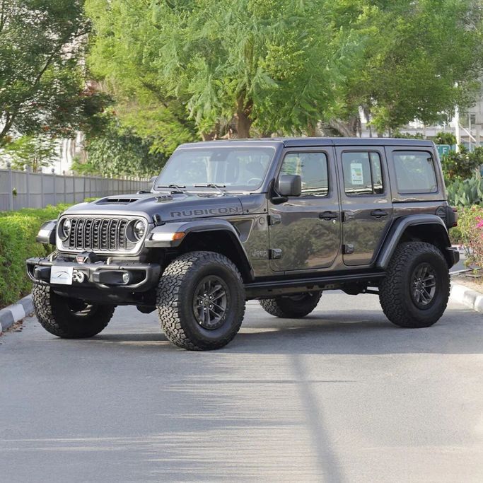 Новый Jeep Wrangler IV (JL) Рестайлинг, 6.4 л, 2025 в Дубае от Auto Max Group Серый цвет. GCC | AUTO.AE