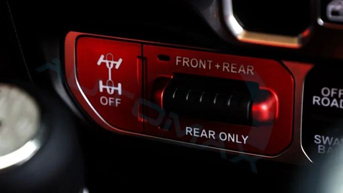 New Jeep Wrangler IV (JL) Facelift, 6.4 l, 2024 in Dubai by Auto Max Group, White color. GCC Specs | AUTO.AE